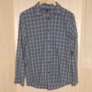 Michael Kors men’s plaid button down shirt. Large